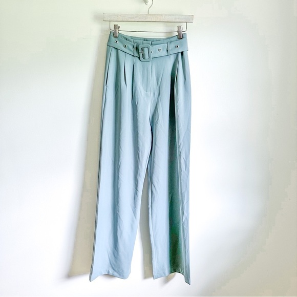 NWT Lulu’s Slate Blue Pleated Belted Pants sz XS - Picture 1 of 4